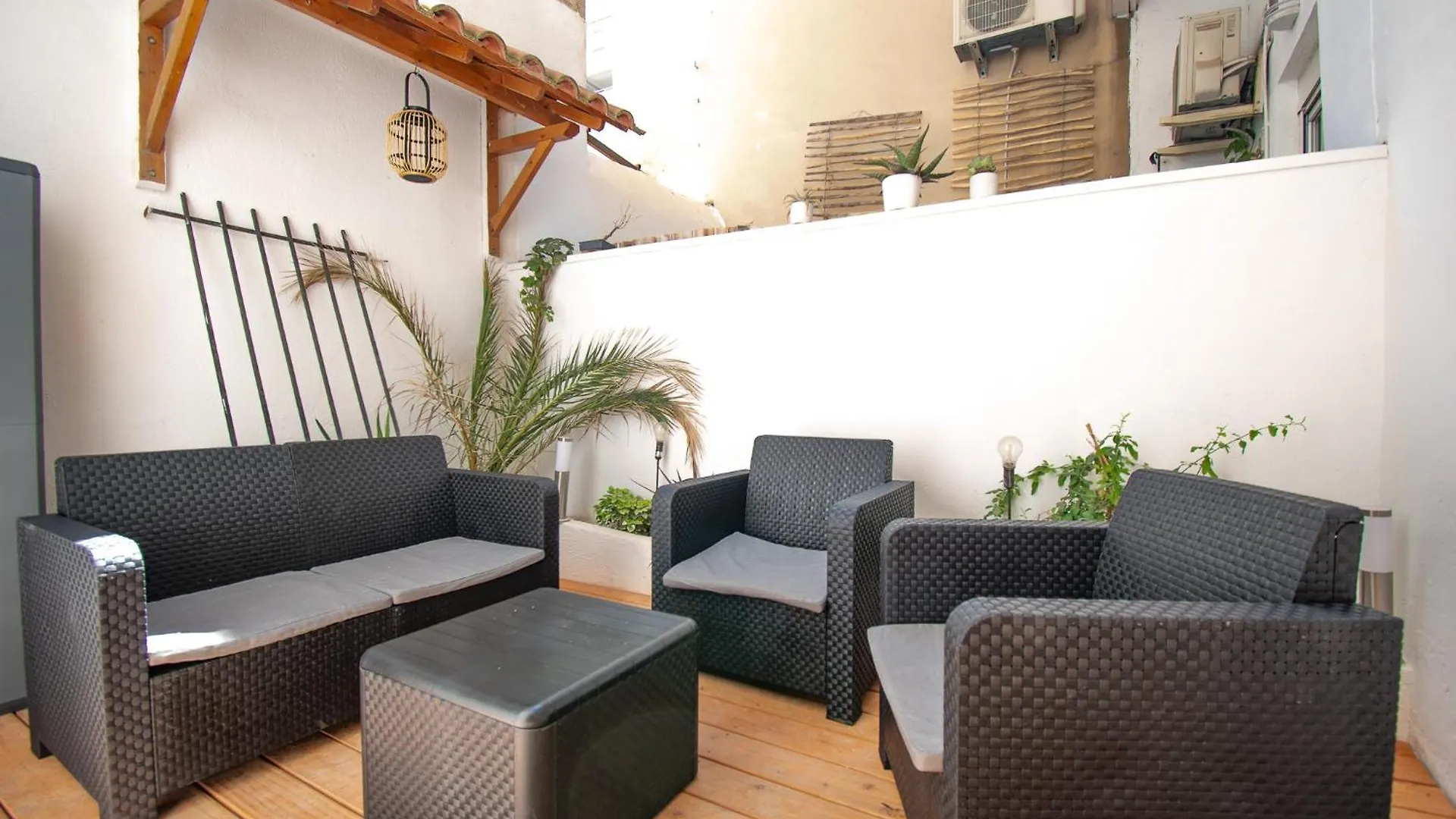 Nouveau ! Superbe T2 Avec Terrasse Marsiglia